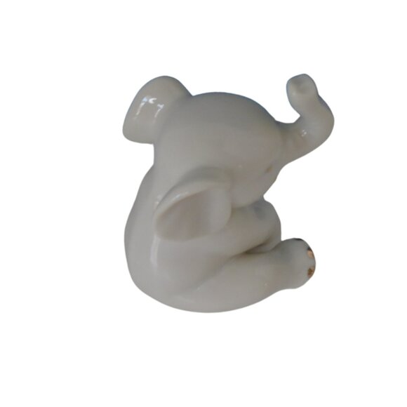 Lenox Small Baby Elephant Porcelain Figurine 24kt Gold Trimmed 2.75 Inches Tall - Picture 7 of 9